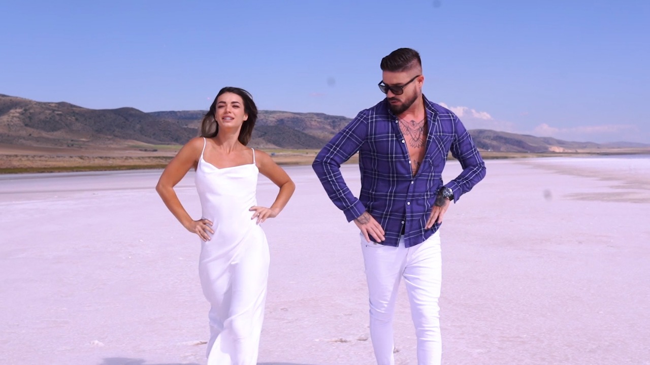 KONAČNO: MC Stojan objavio dva nova spota za pesme "Šalji broj" i "100%" (VIDEO) 1 jyfmviu2 169