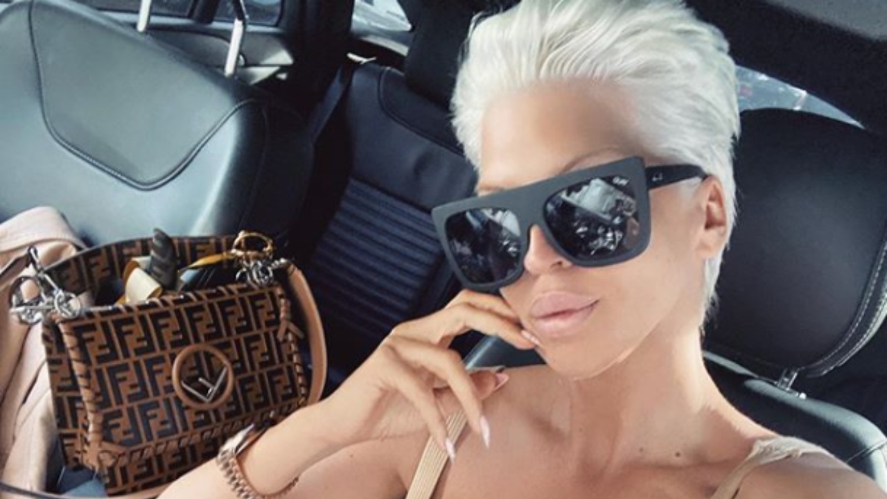 ŽENA ZMIJA: Jelena Karleuša u najvrelijem izdanju do sada raspametila fanove (FOTO) 23 k345evmk 169