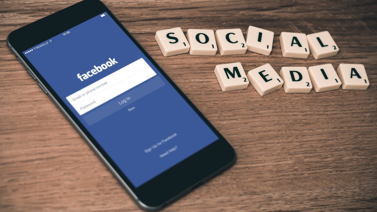 Facebook radi na sopstvenom pametnom satu? 1 k6m739c9 169