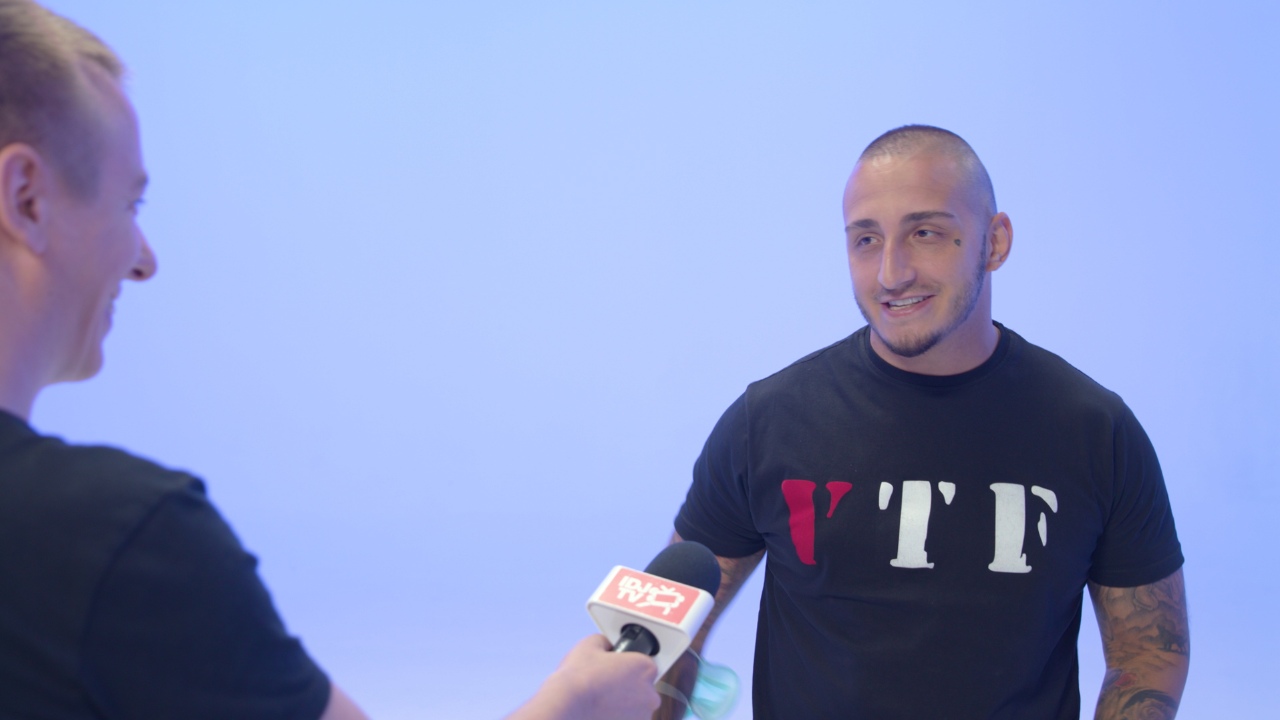 "POSVETIĆU MU CEO SVOJ ŽIVOT": Vuk Mob ekskluzivno za IDJTV otkrio da će uskoro postati otac (VIDEO) 1 kea04mtp 169