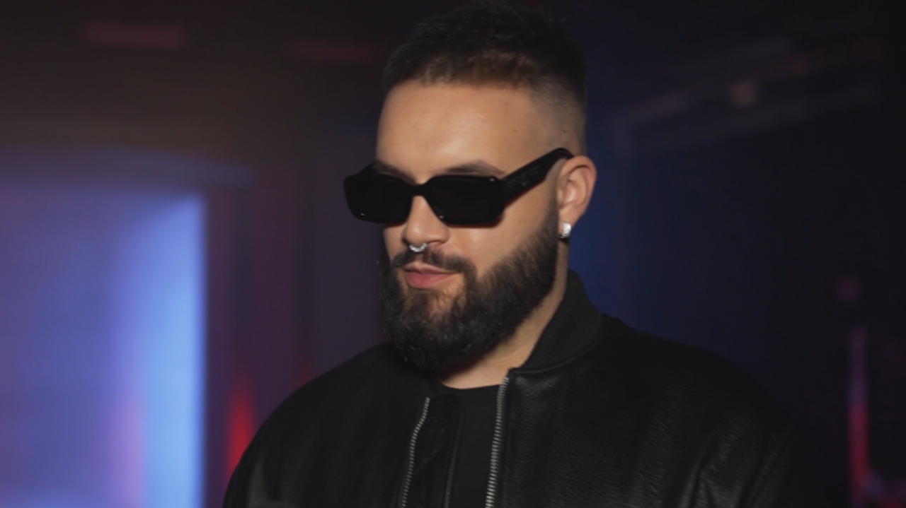 "FOLK JE, ALI JE HIT": Nucci o novoj pesmi i Vojaževim "prozivkama" da je prešao u narodnjake 9 lggg34d9 169