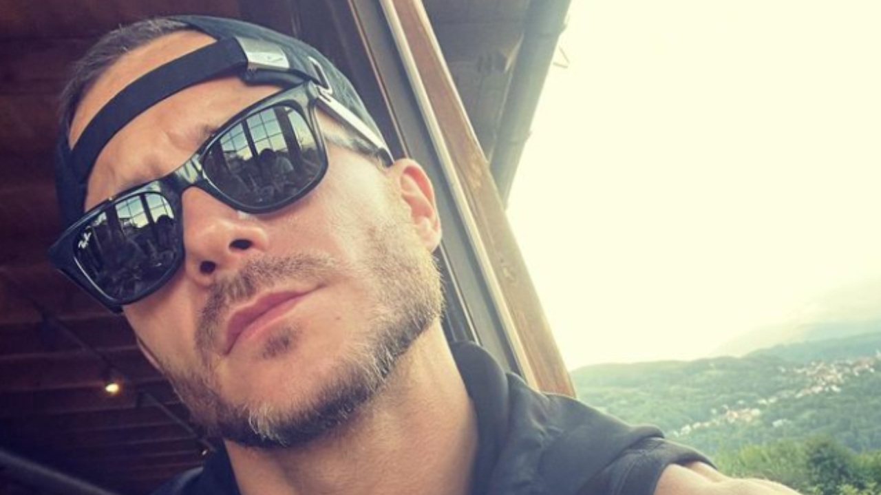 "ZBOG TEBE MOJ SVET SIJA": Saša Kovačević uputio emotivne reči posebnoj osobi u njegovom životu (FOTO) 5 lhokwhpq 169