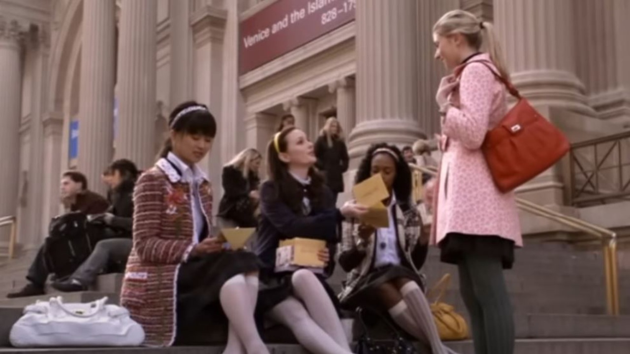 Otkrivena dugo čuvana tajna serije "Gossip Girl": Sve je trebalo da izgleda potpuno DRUGAČIJE, evo zašto su producenti promenili plan! 2 llxi0nli 169
