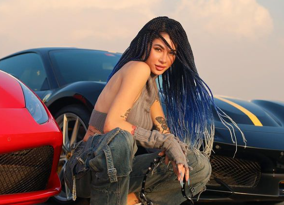UKI Q POKLANJA SVOJ AUTO! Influenserka neočekivanim potezom oduševila fanove, a ovo je USLOV koji srećni dobitnik mora da ispuni! (FOTO) 1 Foto:Printscreen/Instagram:uki_q