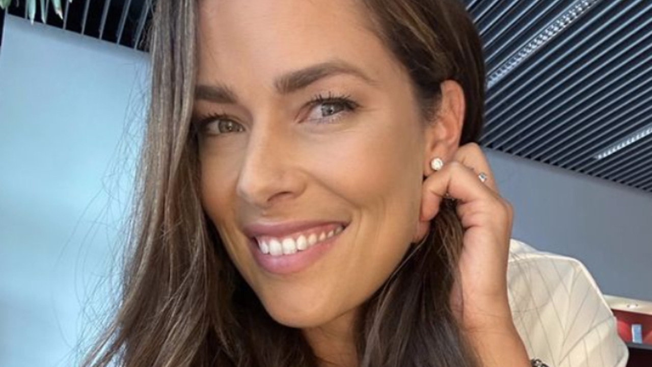 LEKCIJA STILA I GLAMURA: Ana Ivanović oduševila kombinacijom, pokazala da izgleda bolje NEGO IKAD (FOTO) 2 ana ivanović