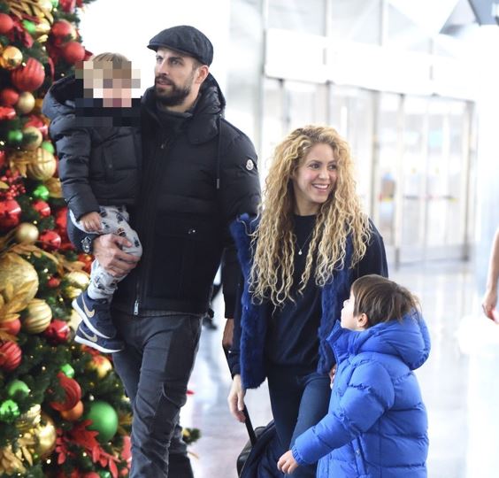 Prevarene su javno i surovo: Ovih 5 poznatih dama očarali su "bad boy" tipovi, a onda su završile slomljenog srca 2 šakira pike, prevare