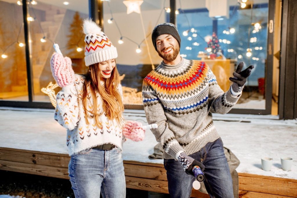DNEVNI HOROSKOP ZA 9. DECEMBAR: Pred Lavovima je povoljan dan, Jarčevima predstoje ljubavna razočarenja 1 par horoskop astro praznici sreća ljubav