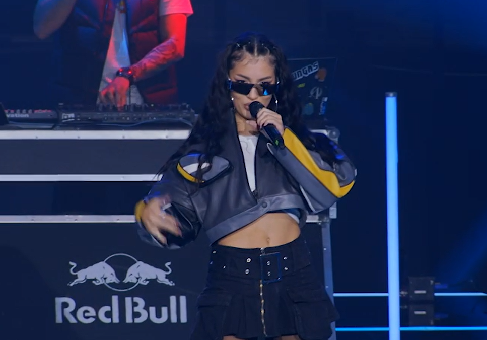 "IZAŠLE SU NA SCENU KAO DVE ZVEZDETINE": Valentina se predstavila u NOVOM svetlu, Sara iznenadila Relju nastupom 2 sara soundclash