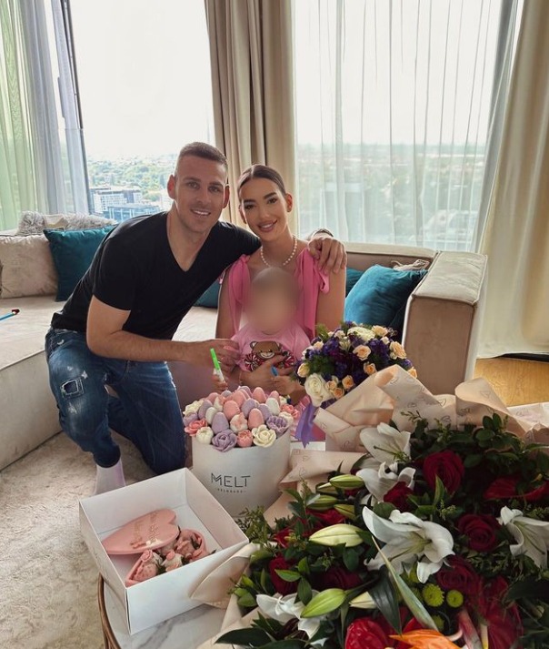 "NE ZNAM GDE UDARAM": Katarina Grujić u jeku priprema grandiozne proslave otkrila da sve radi SAMA! 2 katarina grujić