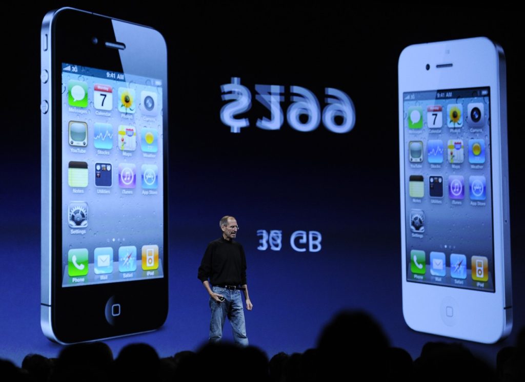 DETALJ KOJI SE KRIJE NA SVAKOJ REKLAMI ZA APPLE MNOGIMA JE PROMAKAO: Otkrivena dugo čuvana tajna poznatog brenda! 1 profimedia 0071728574