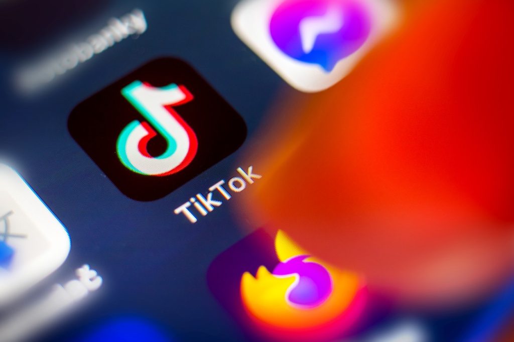 tiktok stock filter , opis tiktok profila, najbolje vreme za objavu