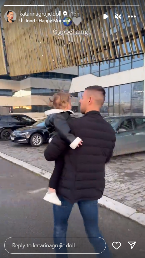PORODICA PONOVO NA OKUPU: Katarina Grujić pokazala dirljive trenutke oca i ćerke, pa objavom raznežila sve! (FOTO) 2 rthzrh