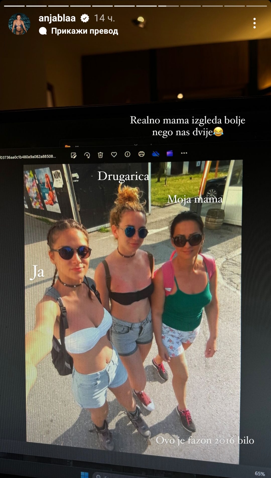 ANJA BLA PODELILA FOTOGRAFIJE IZ DETINJSTVA: Svi su ostali bez reči kada su videli kako je njena mama izgledala! (FOTO) 3 1705654423332