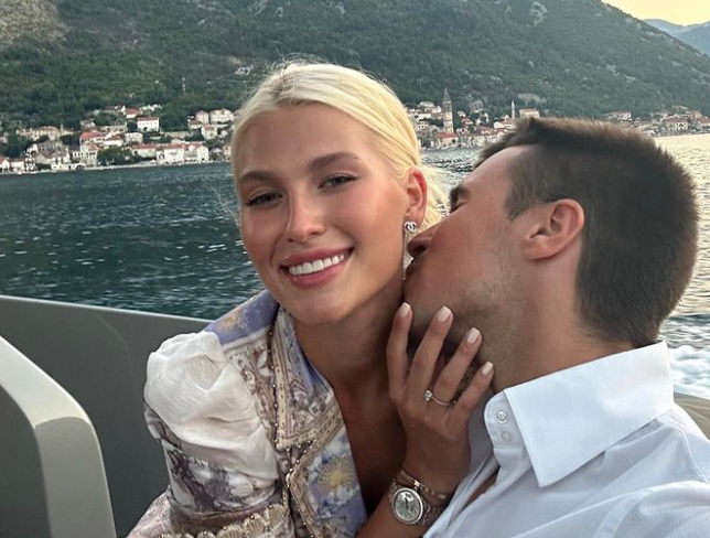 "POSTALA SAM MNOGO PRIVATNIJA OSOBA": Saška Veselinov otkrila koja osoba joj je promenila život u potpunosti (FOTO) 1 saška veselinov