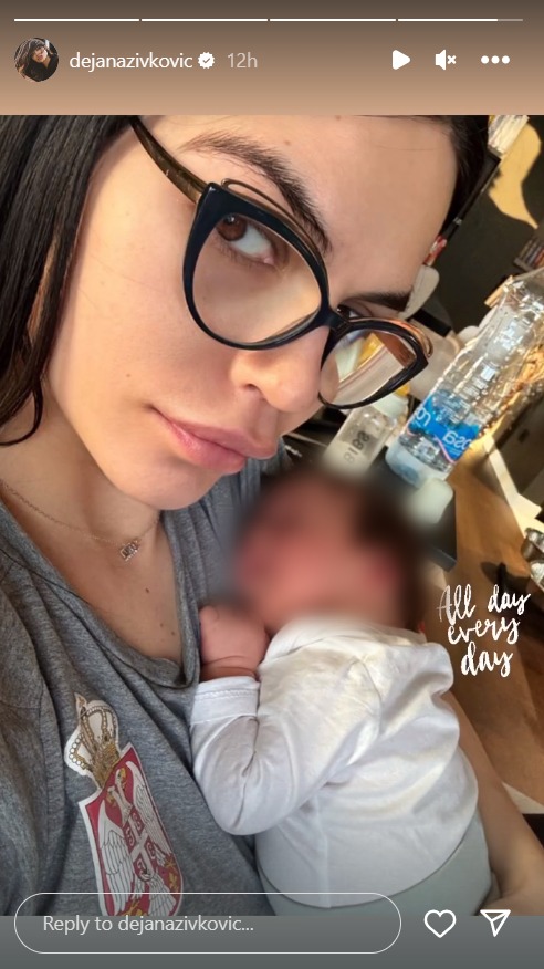 Porodična idila: Dejana Živković pokazala kako izgledaju njena haotična jutra, pa se našalila na svoj račun (FOTO) 3 dejana živković
