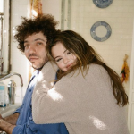 selena gomez, beni blanko