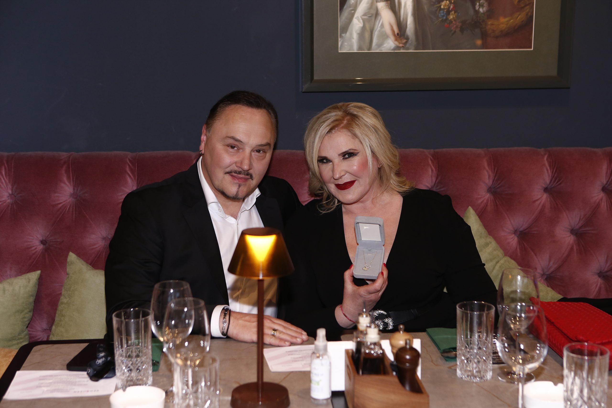 "Ona voli", "Tina bambina", "Vjeruj"...: Knez je jednu od svojih najlepših pesama posvetio SUPRUZI, a ovaj HIT njegova ćerka najmanje voli 2 dani francuske kuhinje 05052022 0010 scaled