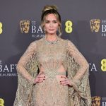 Odevne kombinacije sa dodele BAFTA nagrada koje su privukle najviše pažnje: Dok Margo Robi dominira, Naomi Kembel potpuno razočarala fanove 9 profimedia 0848131950 1