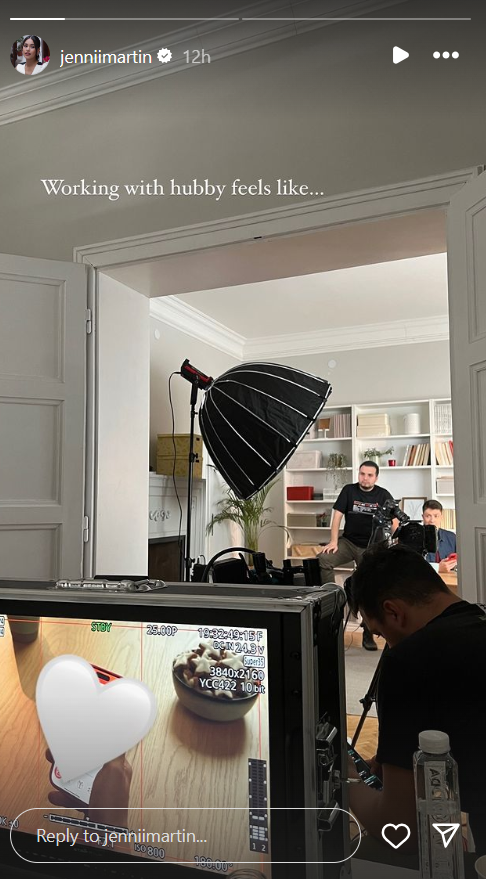 "Rad sa mužićem": Ljubav Dženi Martin i njenog supruga počela je na filmskom setu, a sada će se ponovo naći zajedno ispred kamere 2 Screenshot 2024 03 28 085912