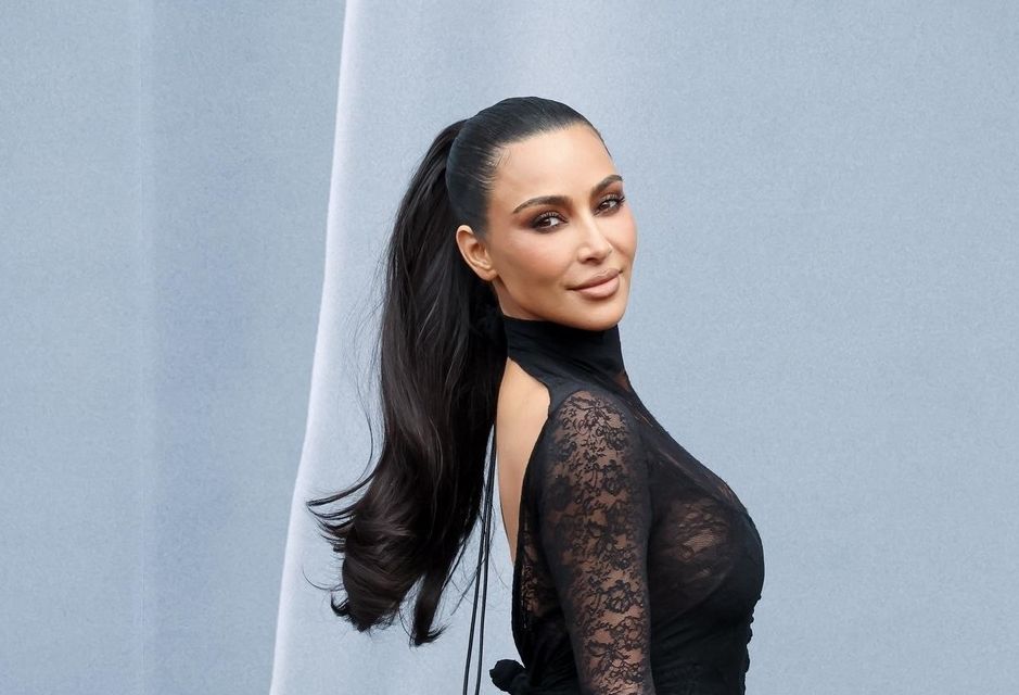 Nakon Netfliksovog hita "Monsters", Kim Kardašijan posetila ubice u zatvoru! Rijaliti zvezda pozvala na oslobađenje Menendez braće! 1 kim