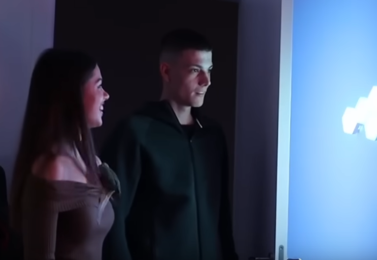 Janko na ivici suza: Ana Lazarević neobičnim poklonom iznenadila dečka, njegova reakcija oduševila fanove (VIDEO) 2 Screenshot 2024 04 15 125100