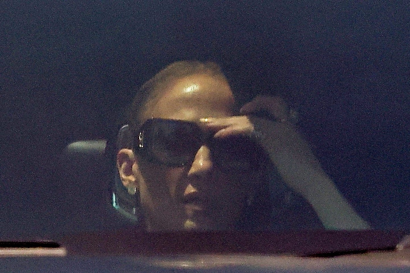 Novim potezom potvrdila navode o razvodu? Najnovije paparaco fotke Dženifer Lopez otkrile sve o odnosu sa Benom Aflekom (FOTO) 2 profimedia 0877191354