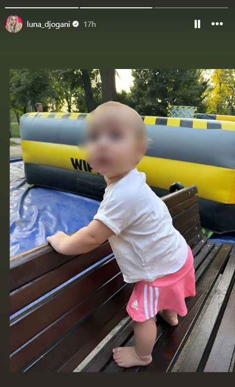 Porodična idila: Luna Đogani pokazala kako provodi vreme sa naslednicama, pa fotografijama raznežila fanove (FOTO) 3 image 2024 07 24 110645107