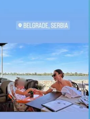Sija posle porođaja: Katarina Živković snimkom u sitne sate poslala poruku fanovima, mnogi ne veruju da pevačica izgleda OVAKO (FOTO) 2 Screenshot 2024 08 30 103745
