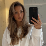 "Išla sam plačući na stanicu": Adriana Kadar progovorila o prvom poslu - imala je samo 12 godina, a evo koliko je zarađivala! 6 Screenshot 2024 09 03 122938