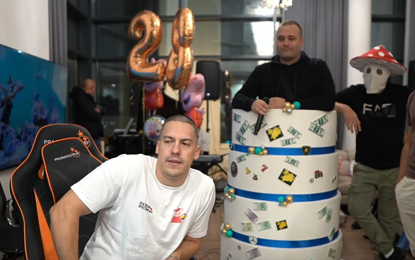 Baka Prase napravio nikada kontroverzniju proslavu rođendana: Snimak nesvakidašnje zabave pogledalo više od 550.000 ljudi, oprečni komentari ne prestaju da se nižu 1 Screenshot 2024 09 17 133044