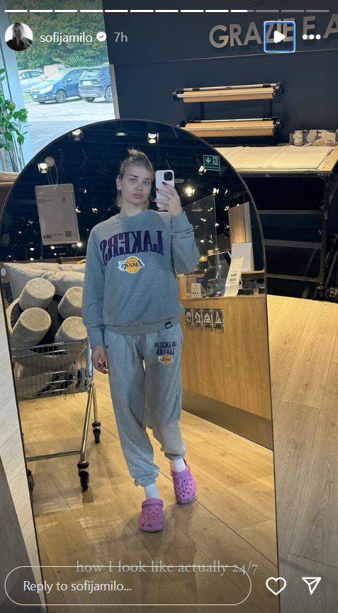 U ovom izdanju je nikad nismo videli! Sofija Milošević otkrila pravu sliku svog života, pa pokazala šta se krije iza sjaja i glamura (FOTO) 2 Screenshot 2024 09 27 091618