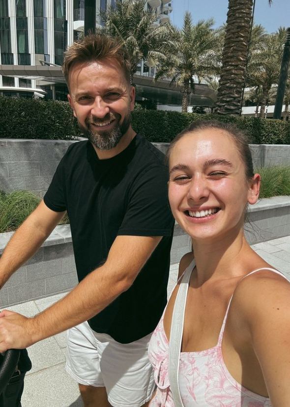 "Šta nam je ovo trebalo?": Adriana Kadar samo nekoliko dana nakon selidbe na drugi kontinent otkrila da je sve u totalnom haosu! 2 Screenshot 2024 10 04 122406