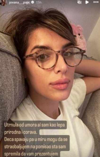 Pevačica u potpuno prirodnom izdanju! Jovana Pajić pokazala kako izgleda bez grama šminke, EVO šta se krije iza sjaja i glamura (FOTO) 2 Screenshot 2024 10 09 121156