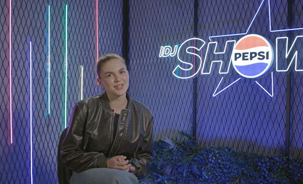 "Bilo me je sramota da pevam, mama je počela da plače kada me je čula": Takmičarka sve do IDJShow-a krila svoj talenat od porodice, pa otkrila kako su saznali 4 Screenshot 2024 10 18 100907
