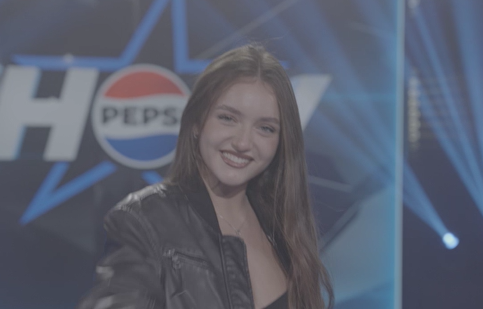 "Tvrdoglava sam i bezobrazna": Nina Simonović iskreno o svojim osobinama, podršci, reakcijama i suzama nakon prolaska u Top 12 1 Screenshot 2024 11 08 131729