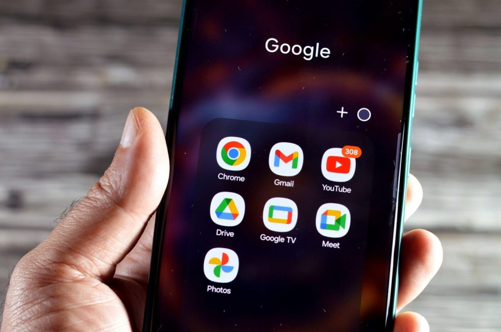 Kako da znate da li je vaš Google nalog hakovan? Ovo su ključni signali - ako ih uočite odmah preduzmite korake za zaštitu! 1 profimedia 0929117342