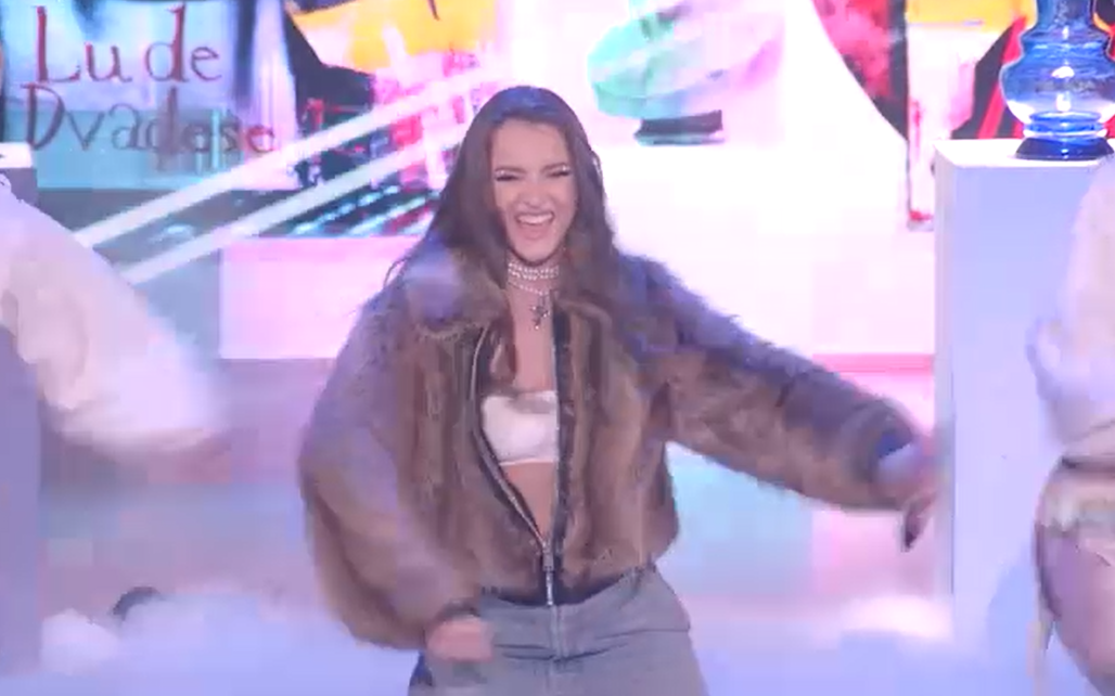 "Finale je, a ona je dotrčala na svoj nastup!" Nina potezom nasmejala Natašu, pa otkrila zašto je kasnila na stejdž 3 Screenshot 2024 12 26 183412