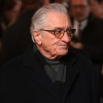 Robert De Niro snimljen u društvu svoje 35 godina mlađe devojke: Slavni glumac i njegova partnerka privukli svu pažnju prisutnih (FOTO) 7 deniro