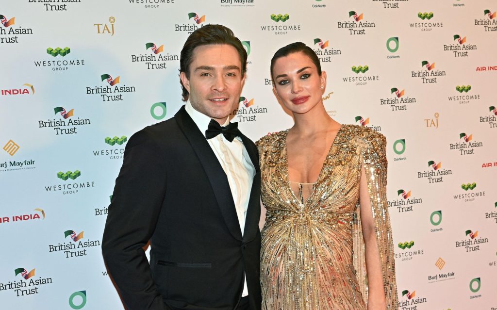 Zvezda serije "Gossip Girl" postao tata! Čuveni Čak Bas podelio slike koje su raznežile svet, pa otkrio koje ime je izabrao za sina (FOTO) 1 profimedia 0963660896 e1742903398473