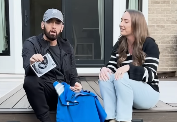 Eminem ruši holivudski kliše: Reper konačno srećan u ljubavi sa frizerkom koja živi običnim životom daleko od reflektora 2 Screenshot 2025 04 07 141639