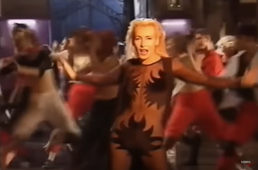 Nikolija na promociji novog albuma još jednom pokazala da je neprikosnovena kraljica stila i modernog zvuka: "Bila sam tri dana u transu od sreće" 4 Screenshot 2025 04 29 101546