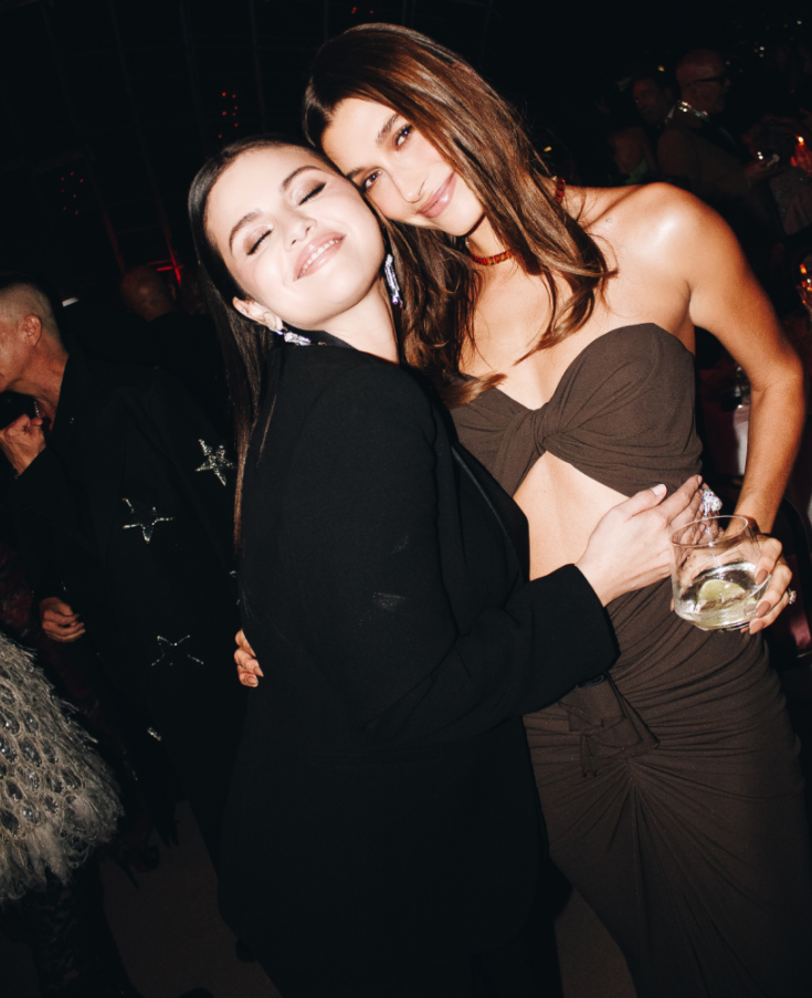 Godinama negiraju sukob, a sada su novim potezom šokirale sve: Selena Gomez i Hejli Biber su prekinule primirje - internet gori od teorija 2 Screenshot 2025 06 20 114619