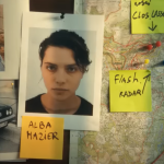 Porodične tajne, manipulacije i ubistvo: Zašto fanovi ne mogu da se zasite nove Netflixove triler serije "Under a Dark Sun" 9 Screenshot 2025 07 16 105442