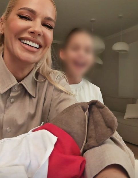 blur photo.com 1756802872