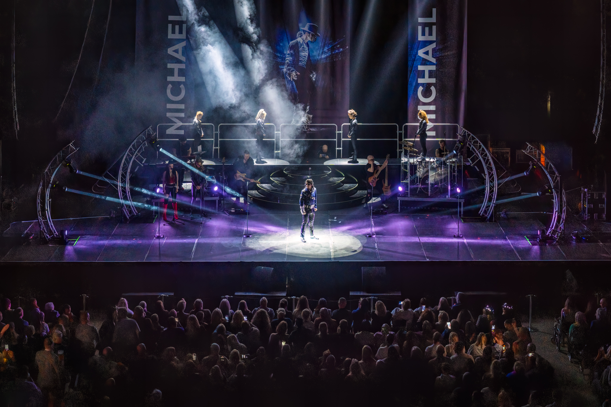 Copy of Michael Starring Ben Leeds Arena 01 masolata