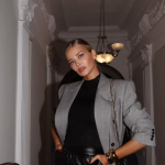Lepota bez konkurencije: Sofija Milošević pleni izgledom, a OVO je njena rođena sestra - neodoljivo liče jedna na drugu 7 Screenshot 2025 10 31 143133
