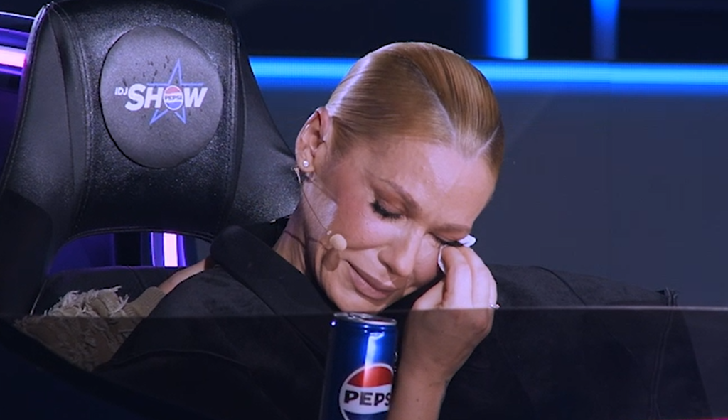 Nataša Bekvalac grcala u suzama, vidno potresena progovorila o bolnim uspomenama - Relja i Seka odmah pritrčali da je uteše 1 Screenshot 2025 11 20 234444